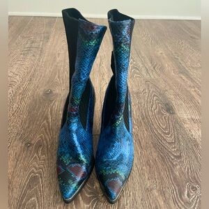 Blue Crocodile Cowboy Boots